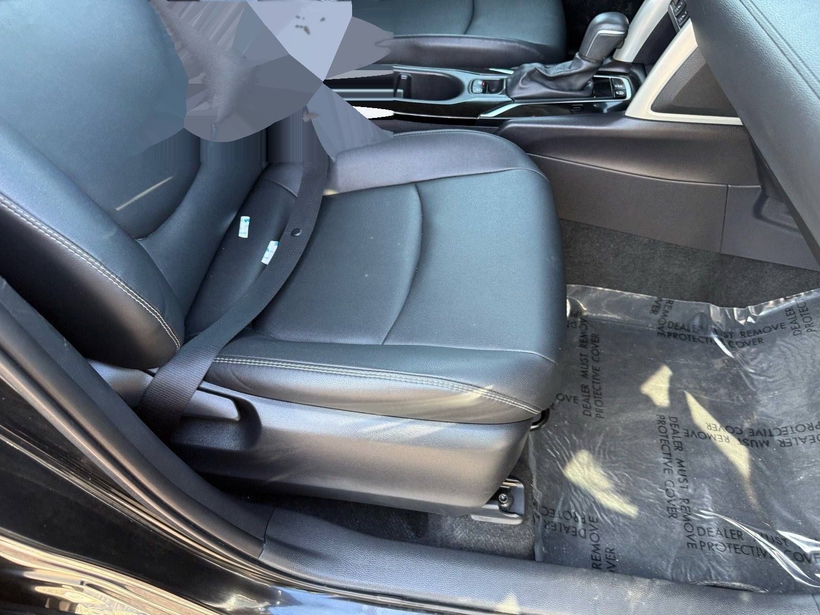 2025 Toyota Corolla Cross XLE — photo 30 thumbnail
