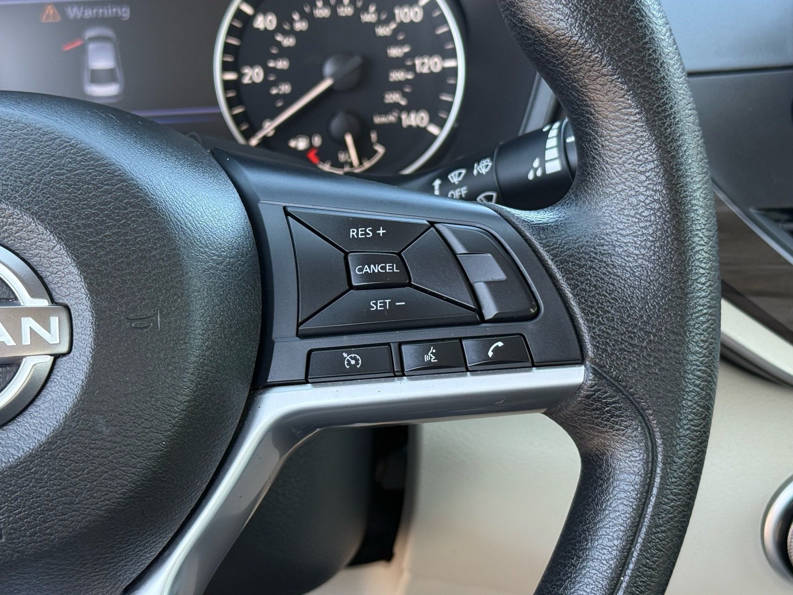 2025 Nissan Altima 2.5 SV — photo 17 thumbnail