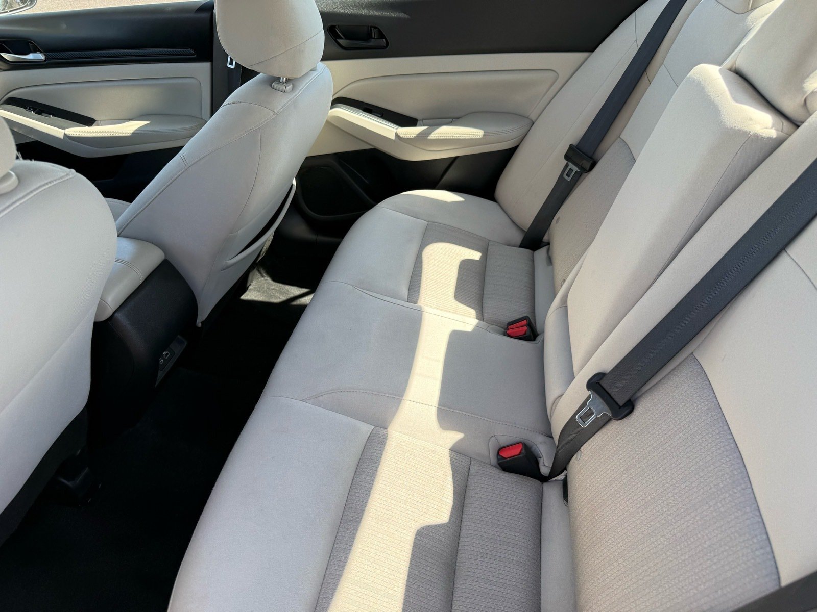 2025 Nissan Altima 2.5 SV — photo 26 thumbnail