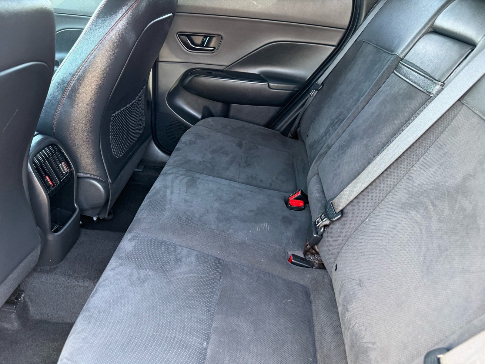 2024 Hyundai Kona N Line — photo 26 thumbnail