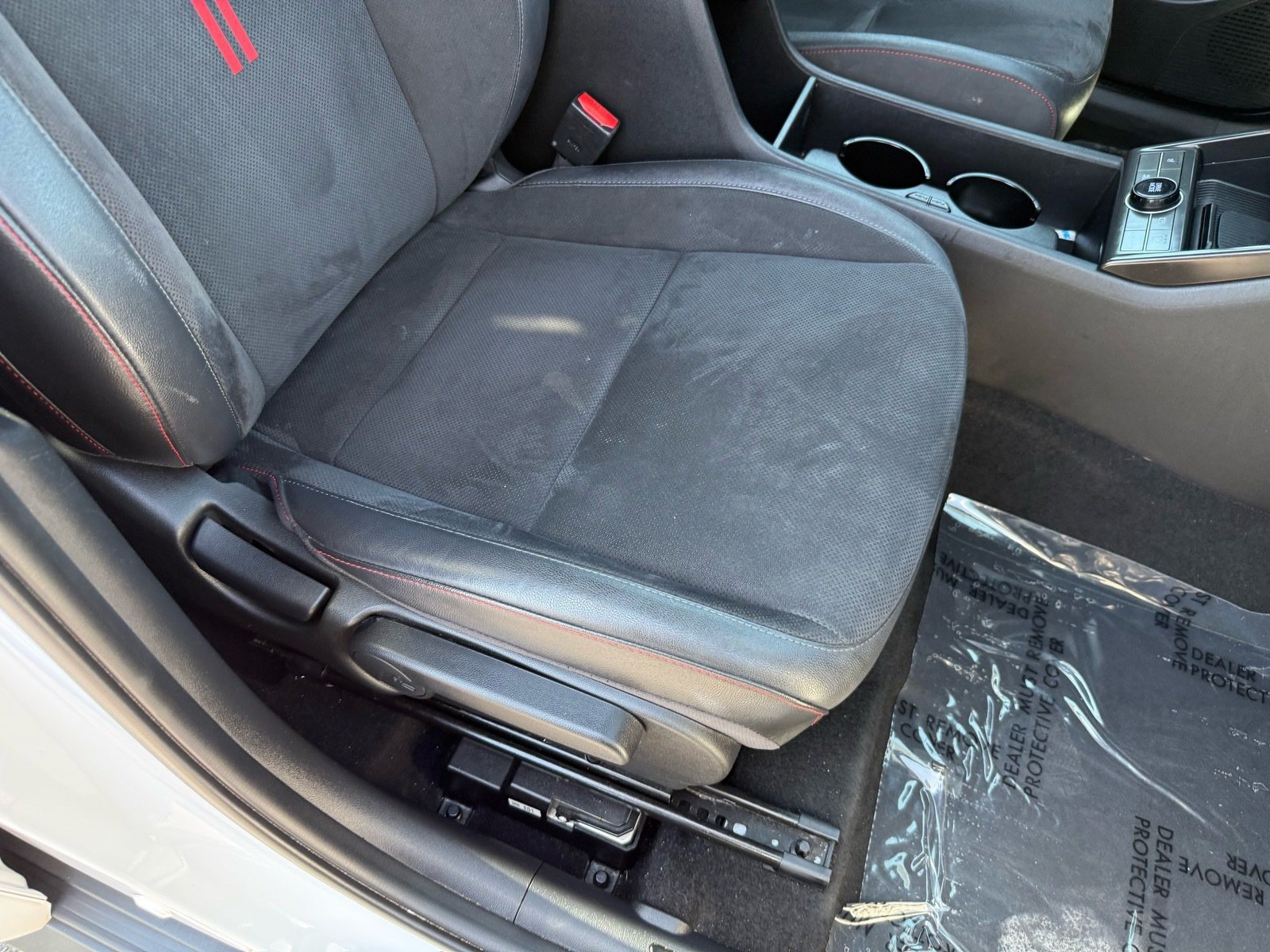 2024 Hyundai Kona N Line — photo 31 thumbnail