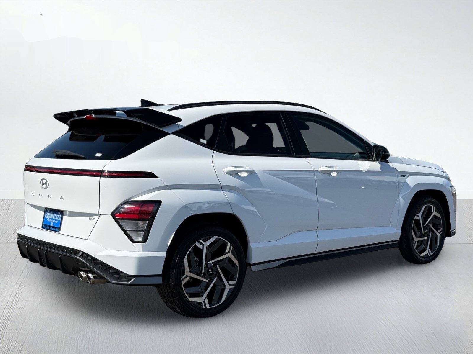 2024 Hyundai Kona N Line — photo 7 thumbnail