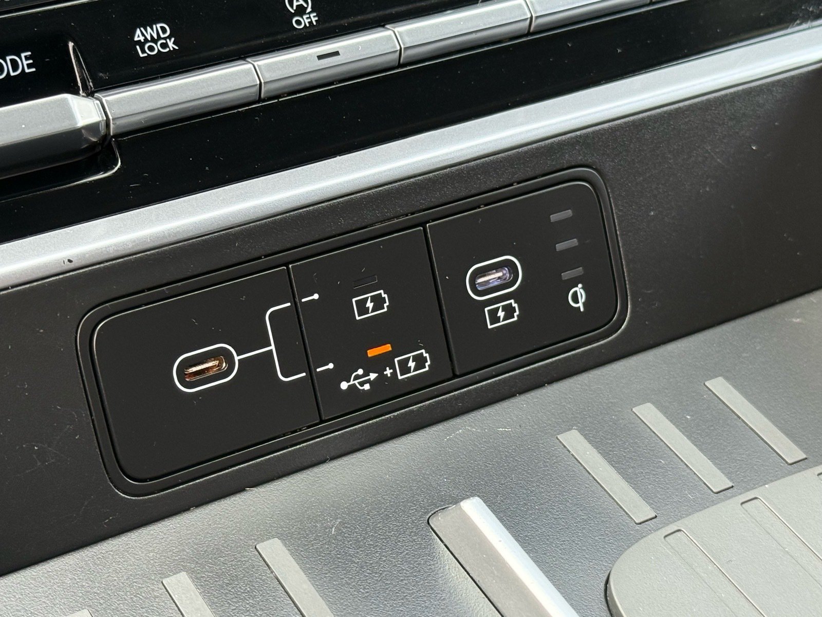 2026 Hyundai Santa Fe SEL — photo 23 thumbnail