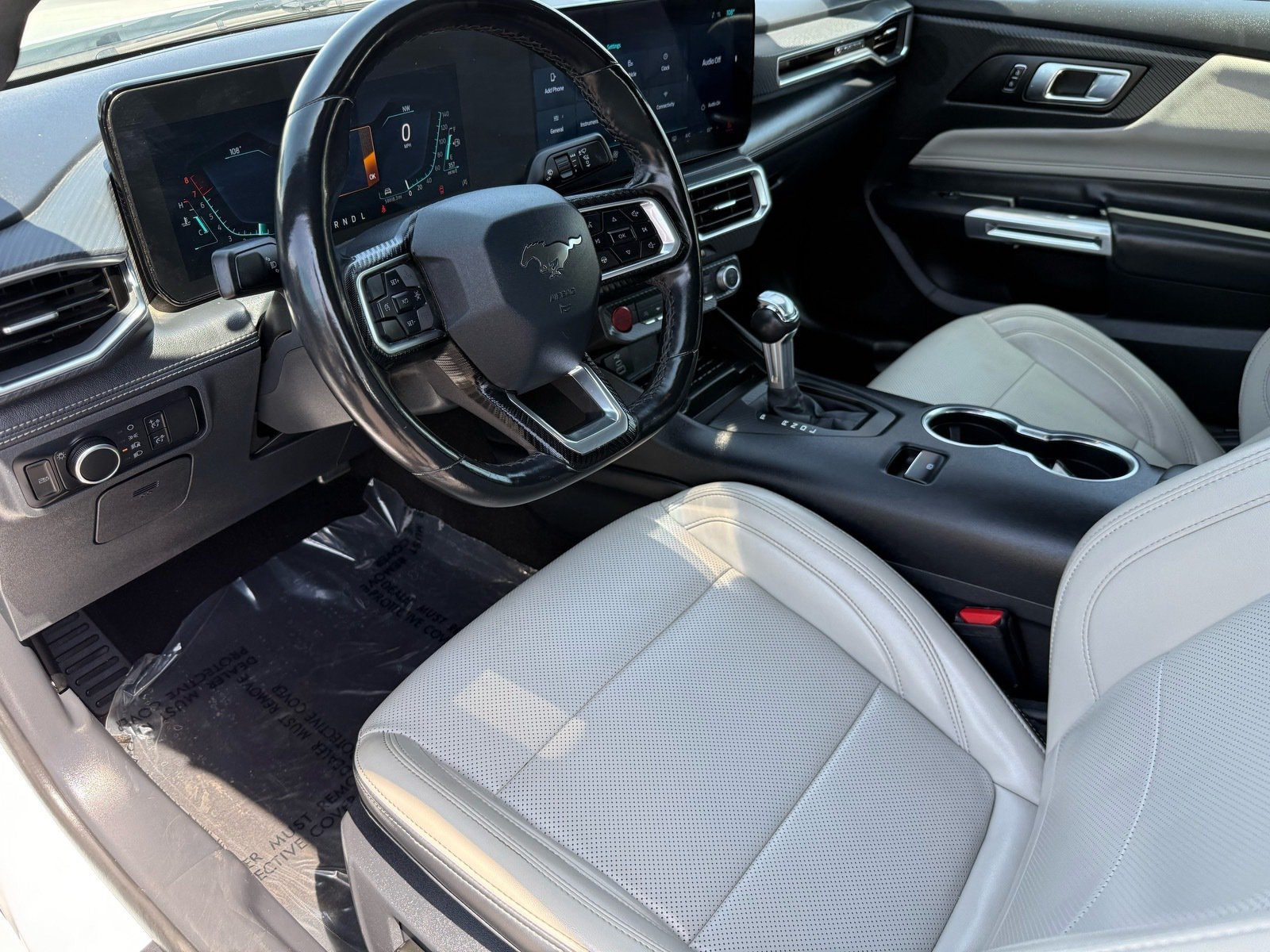 2024 Ford Mustang EcoBoost Premium — photo 11 thumbnail
