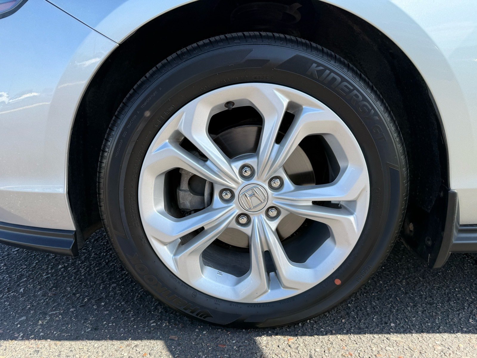 2024 Honda Accord Sedan LX — photo 10 thumbnail