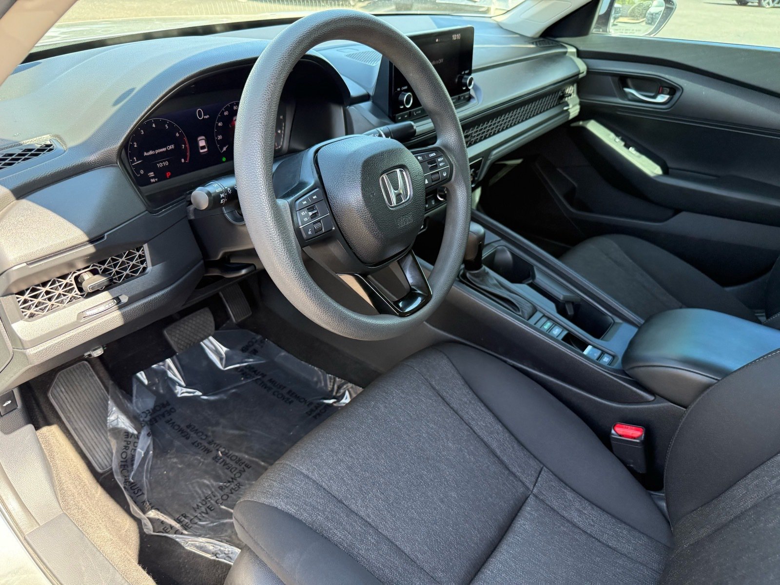 2024 Honda Accord Sedan LX — photo 11 thumbnail