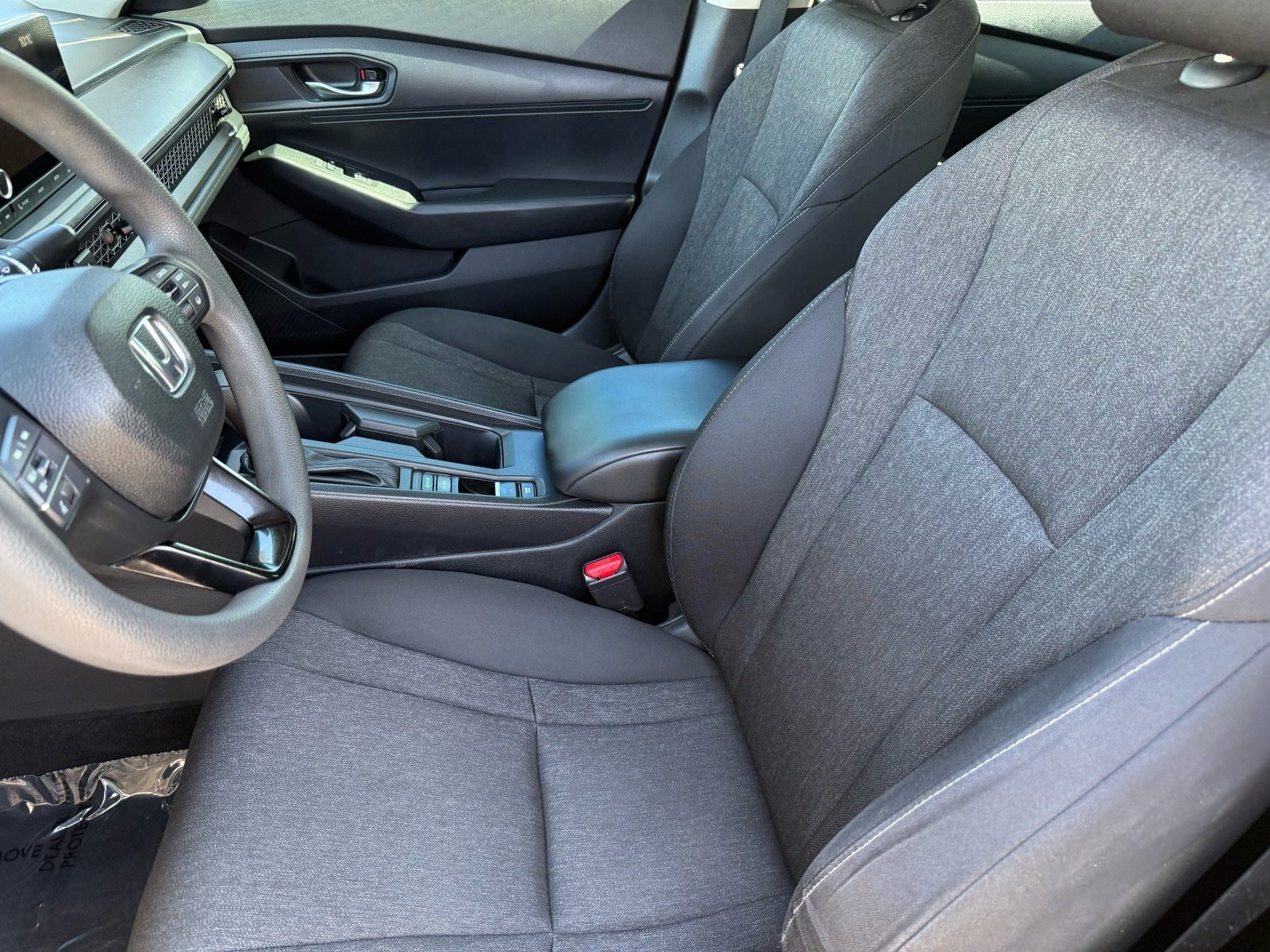 2024 Honda Accord Sedan LX — photo 12 thumbnail