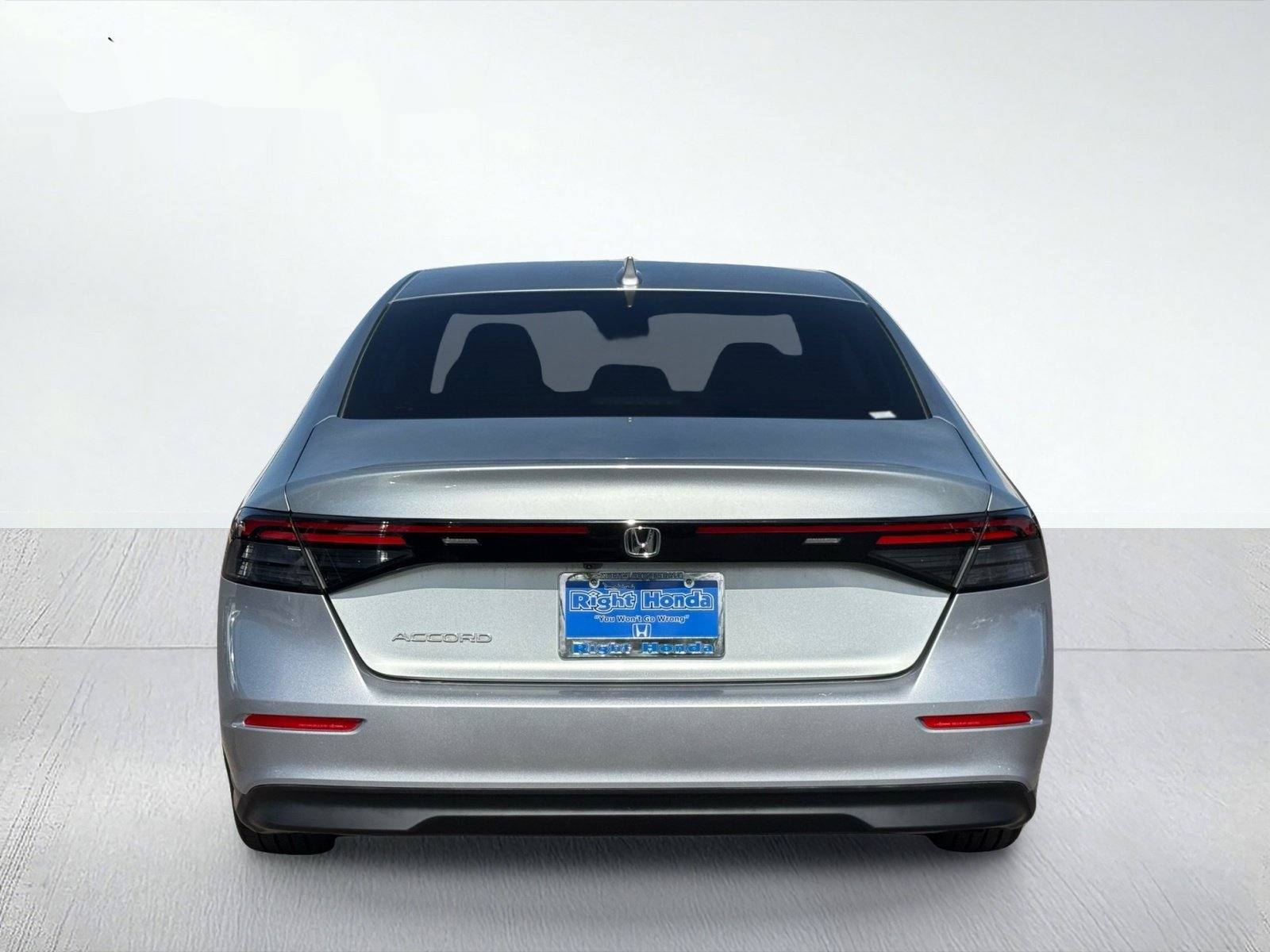 2024 Honda Accord Sedan LX — photo 6 thumbnail
