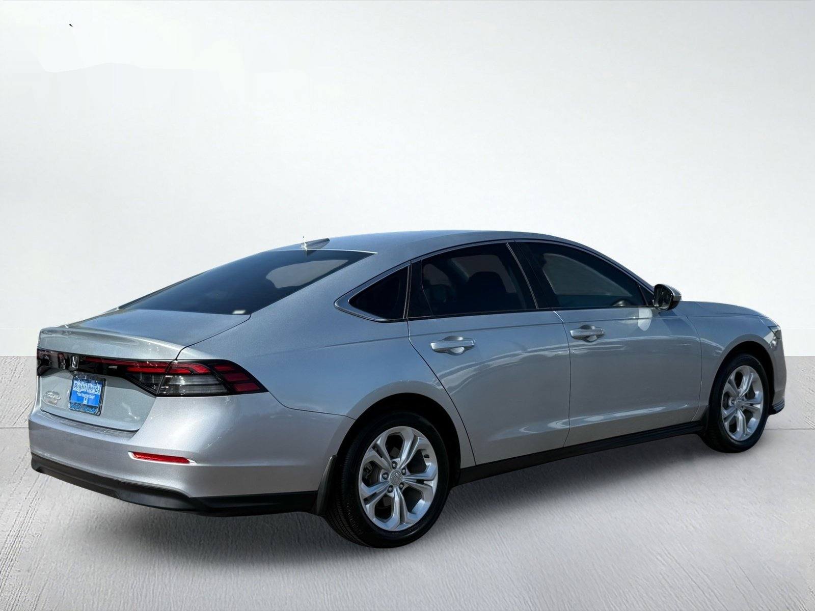 2024 Honda Accord Sedan LX — photo 7 thumbnail