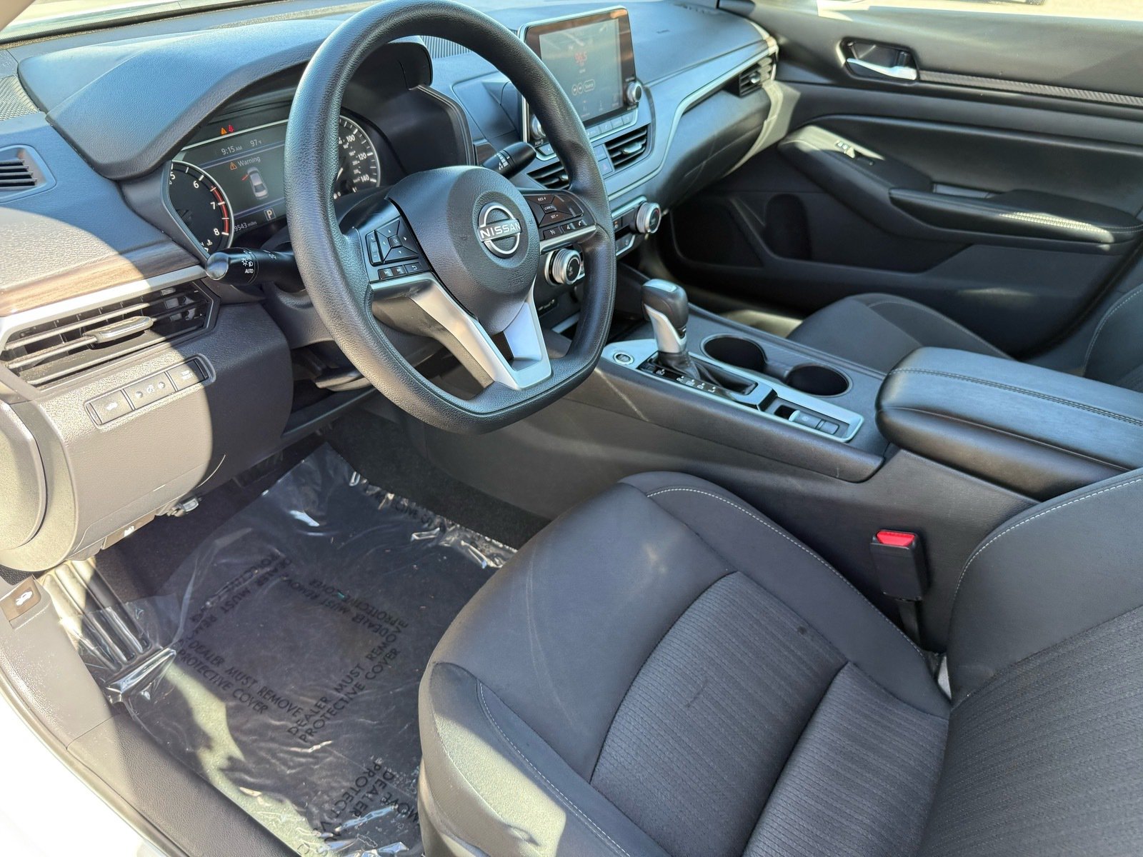 2025 Nissan Altima 2.5 SV — photo 11 thumbnail
