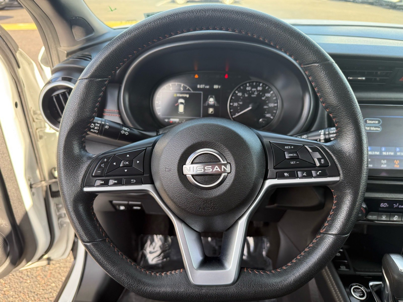 2024 Nissan Kicks SR — photo 15 thumbnail