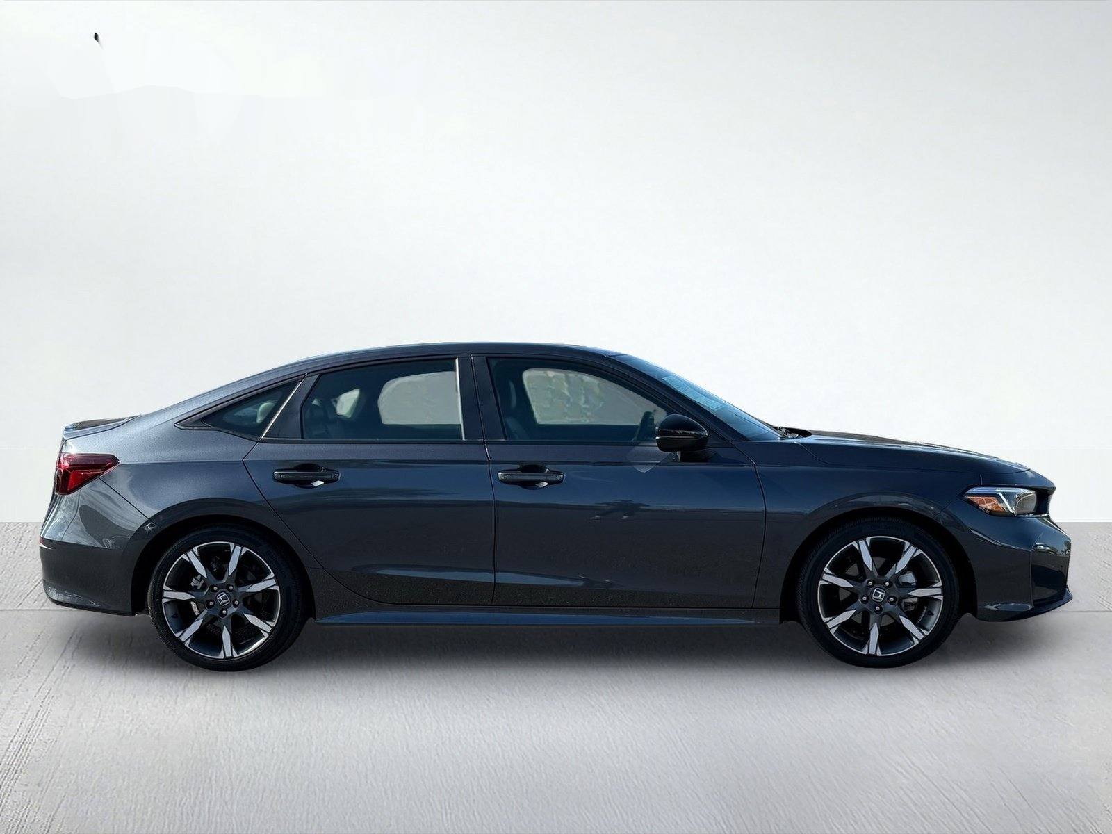 2026 Honda Civic Hybrid Sport Touring — photo 8 thumbnail