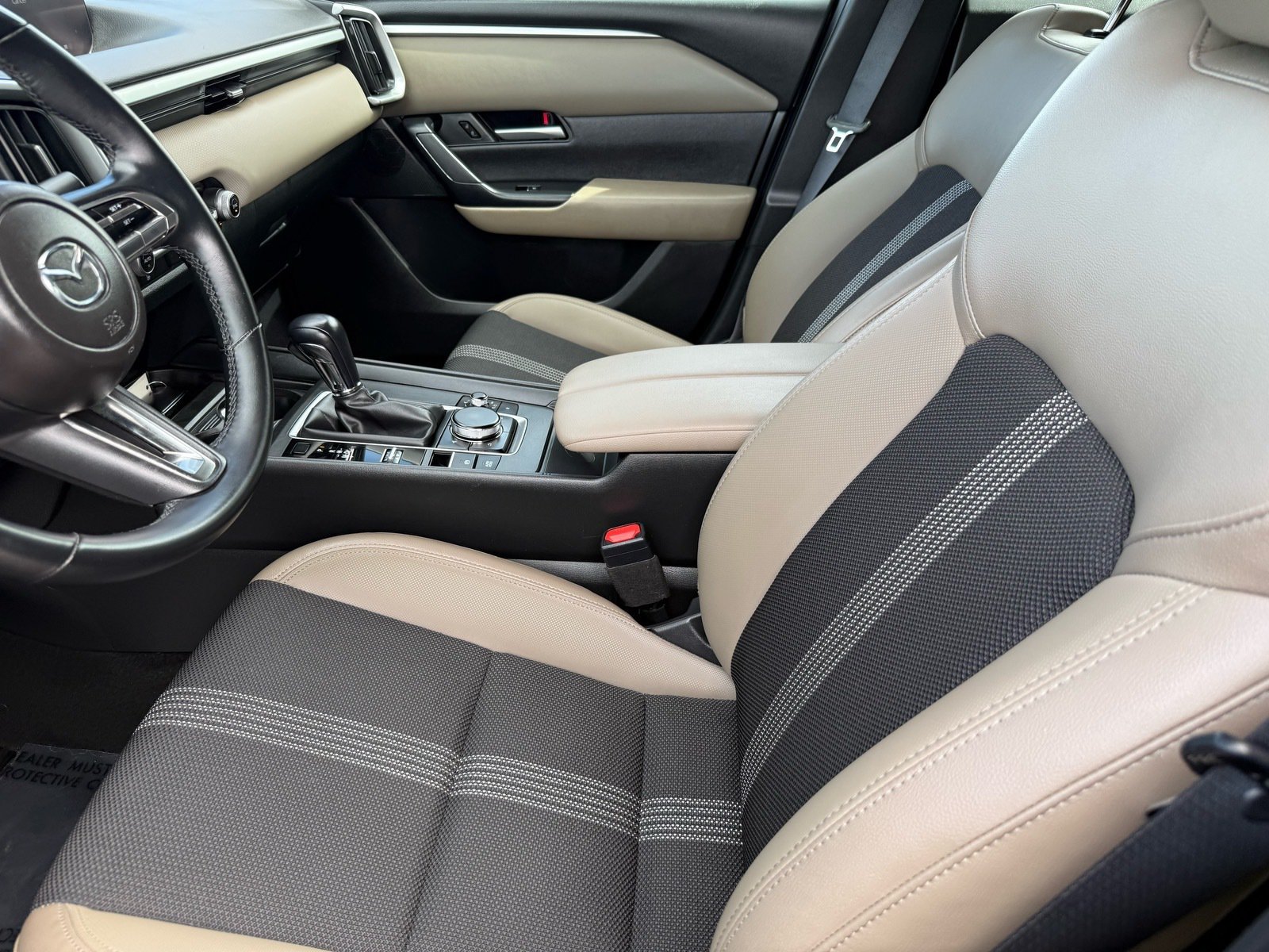 2025 Mazda CX-50 2.5 S Premium Package — photo 12 thumbnail
