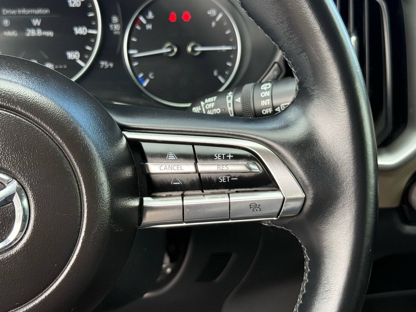 2025 Mazda CX-50 2.5 S Premium Package — photo 17 thumbnail