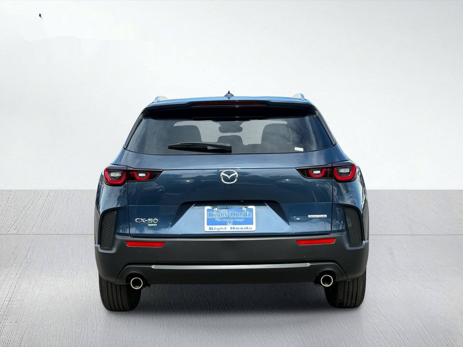 2025 Mazda CX-50 2.5 S Premium Package — photo 6 thumbnail