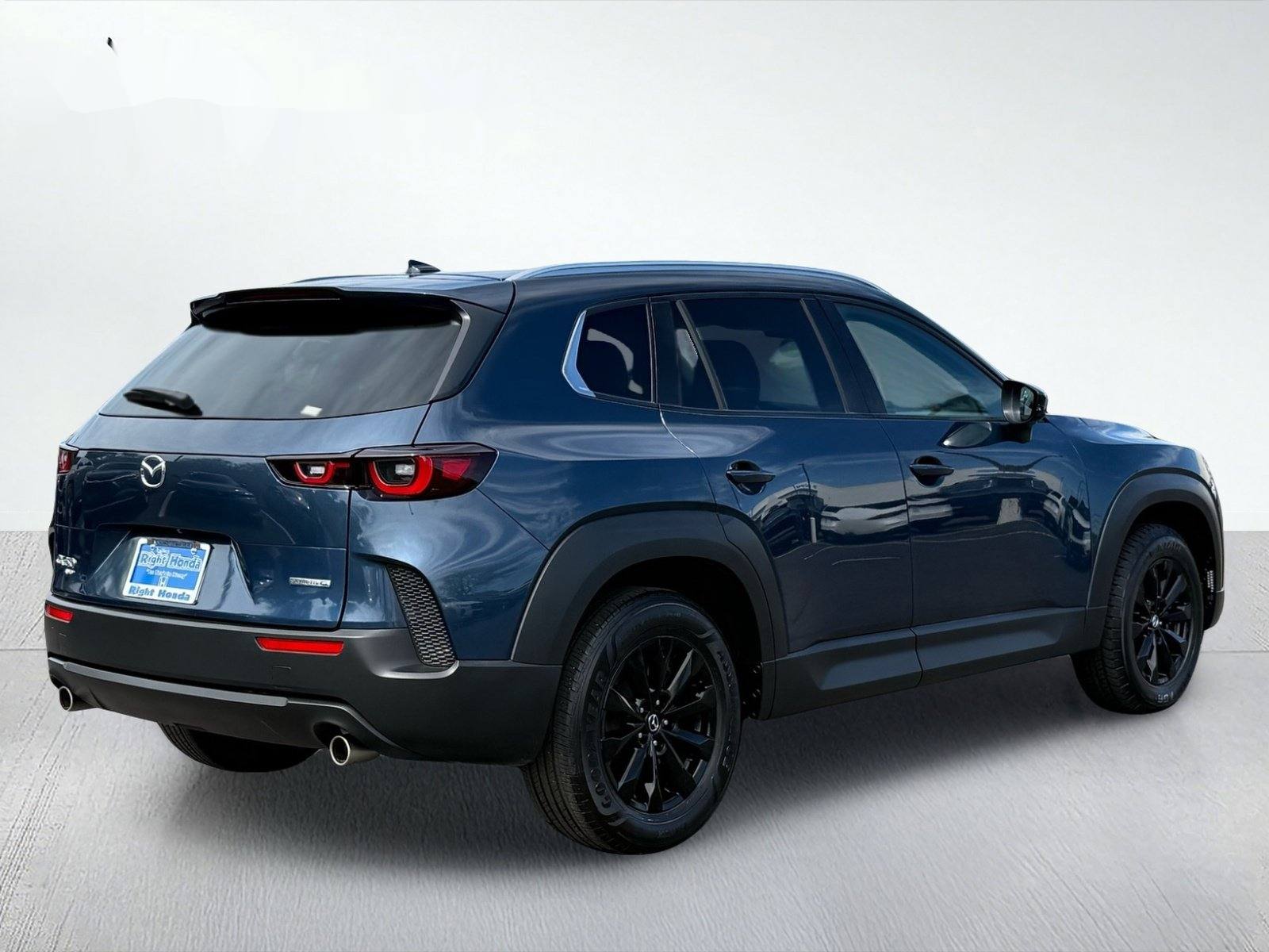2025 Mazda CX-50 2.5 S Premium Package — photo 7 thumbnail
