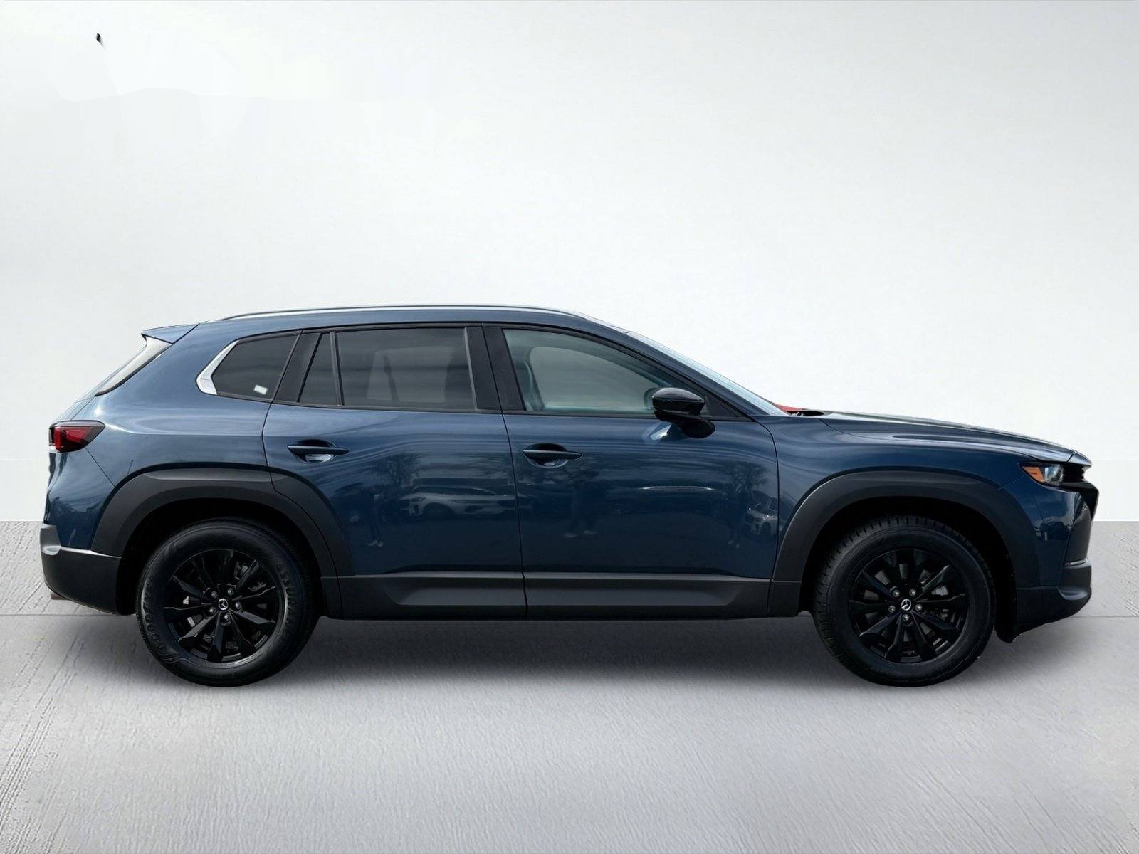 2025 Mazda CX-50 2.5 S Premium Package — photo 8 thumbnail