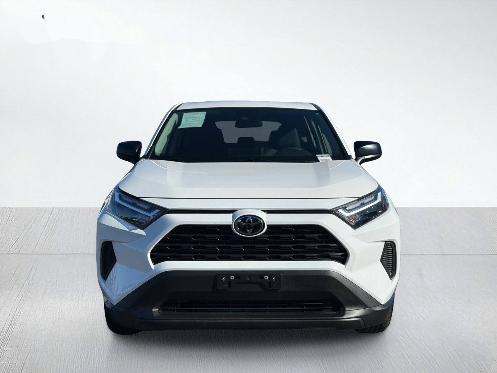 2025 Toyota RAV4 LE — photo 5 thumbnail