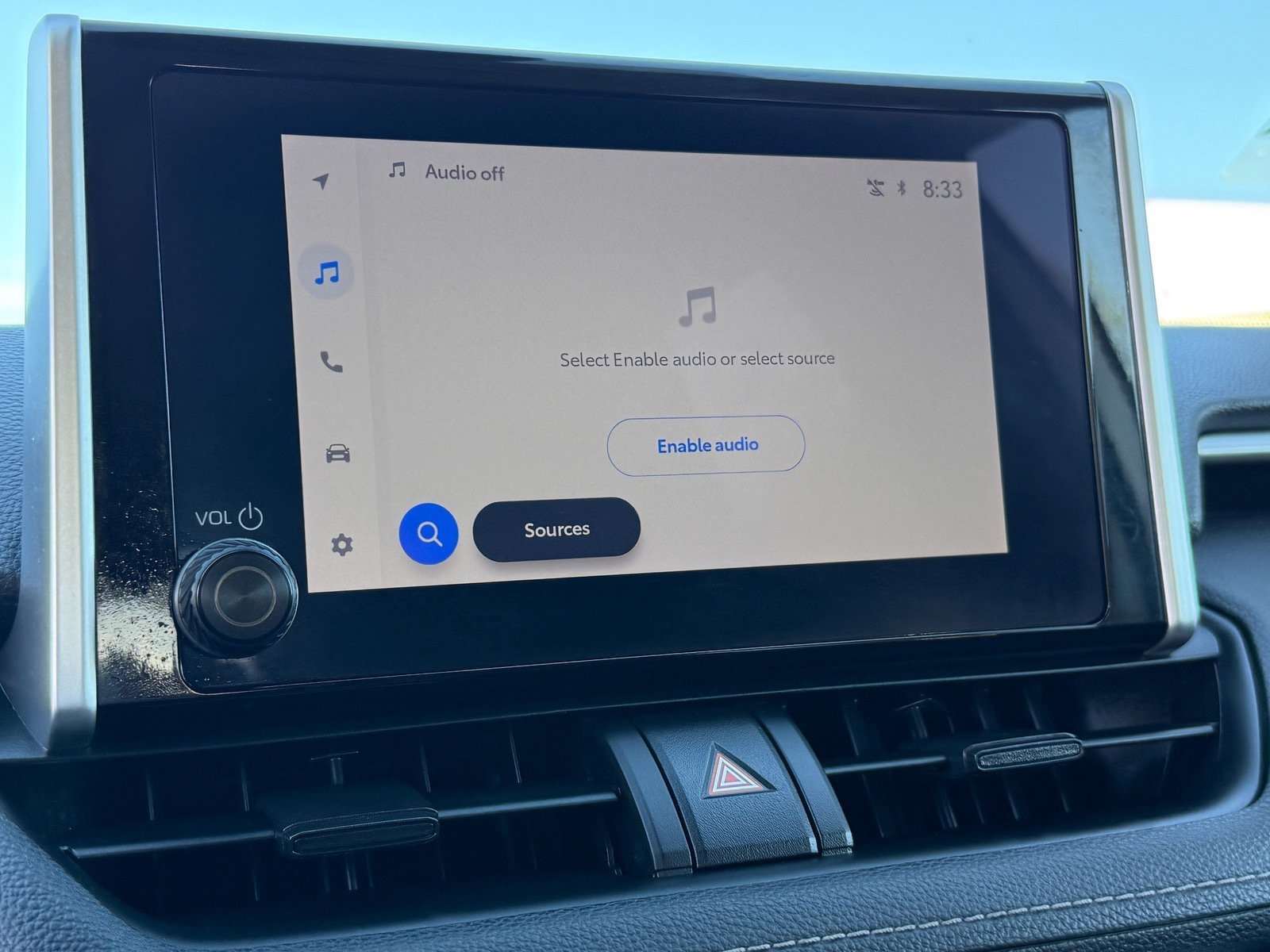 2025 Toyota RAV4 XLE — photo 19 thumbnail