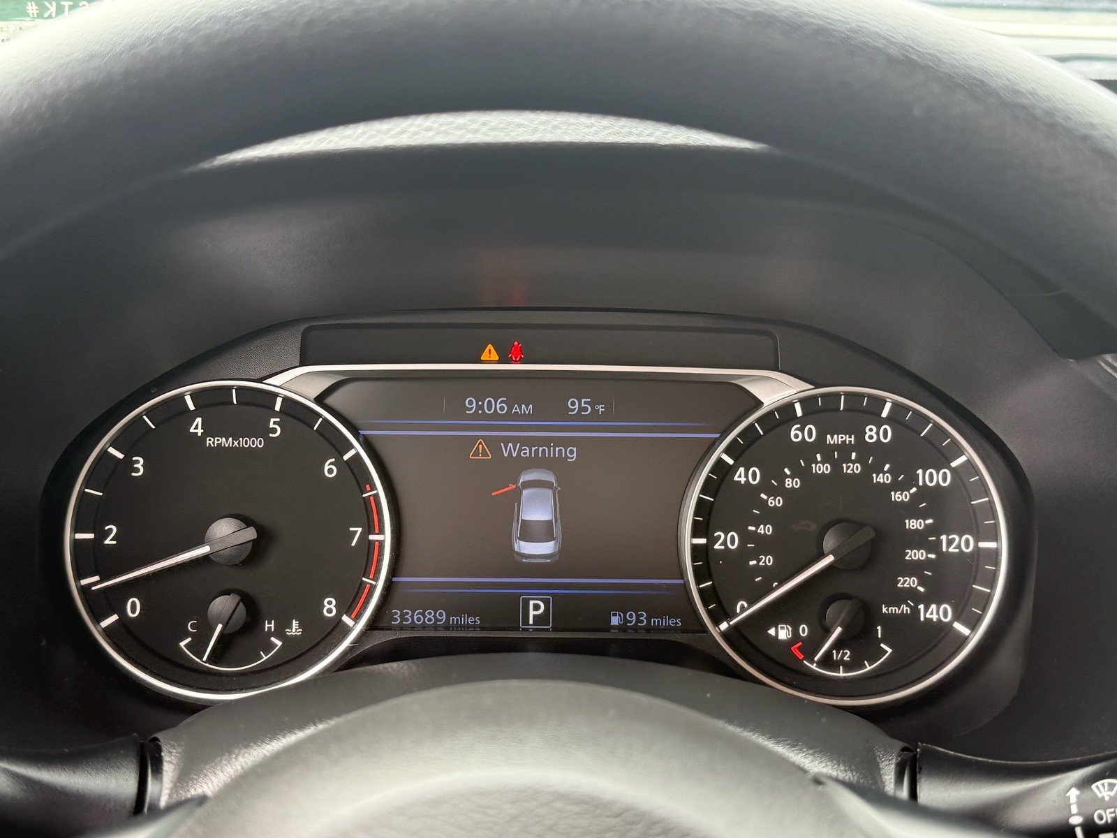 2025 Nissan Altima 2.5 SV — photo 18 thumbnail