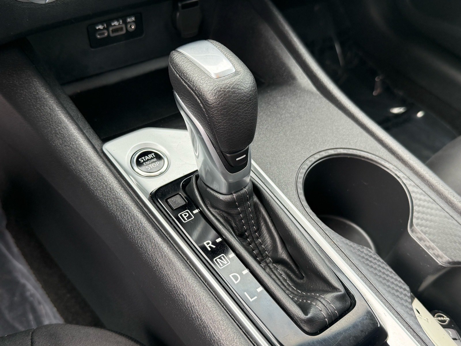 2025 Nissan Altima 2.5 SV — photo 24 thumbnail