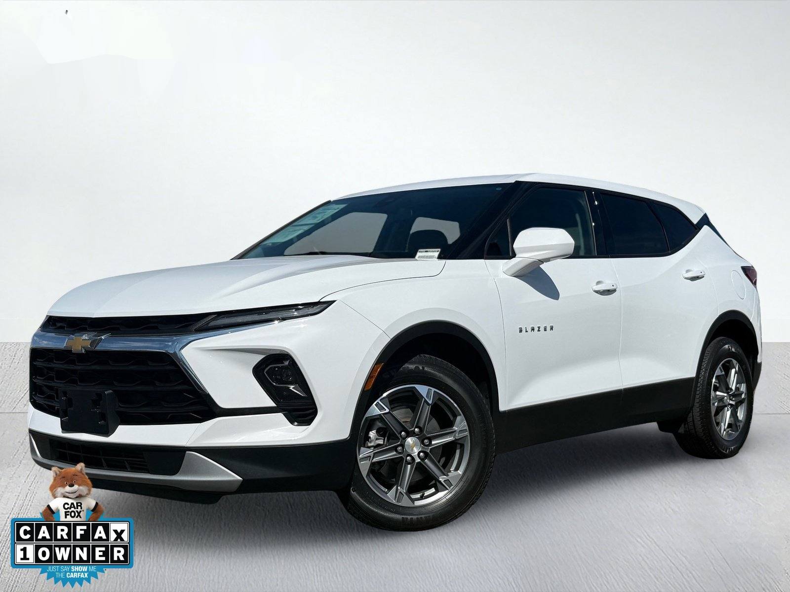 2025 Chevrolet Blazer LT — photo 1