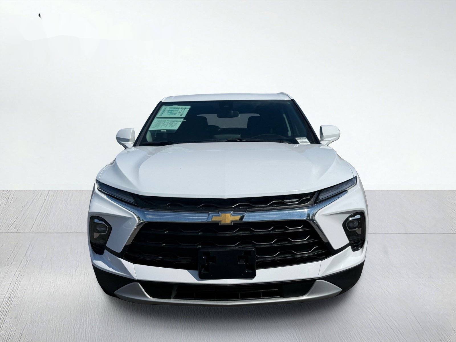 2025 Chevrolet Blazer LT — photo 5 thumbnail