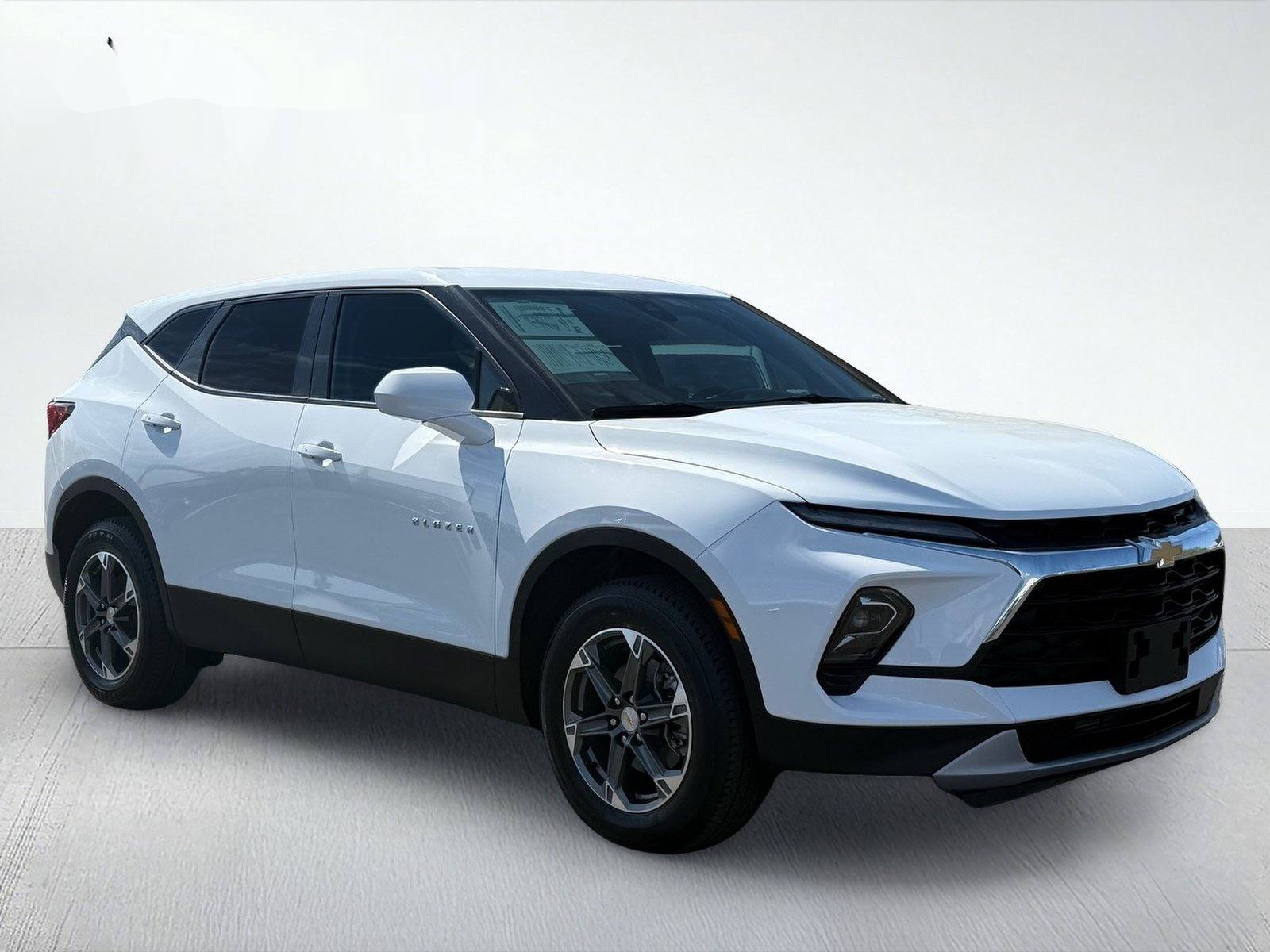 2025 Chevrolet Blazer LT — photo 9 thumbnail