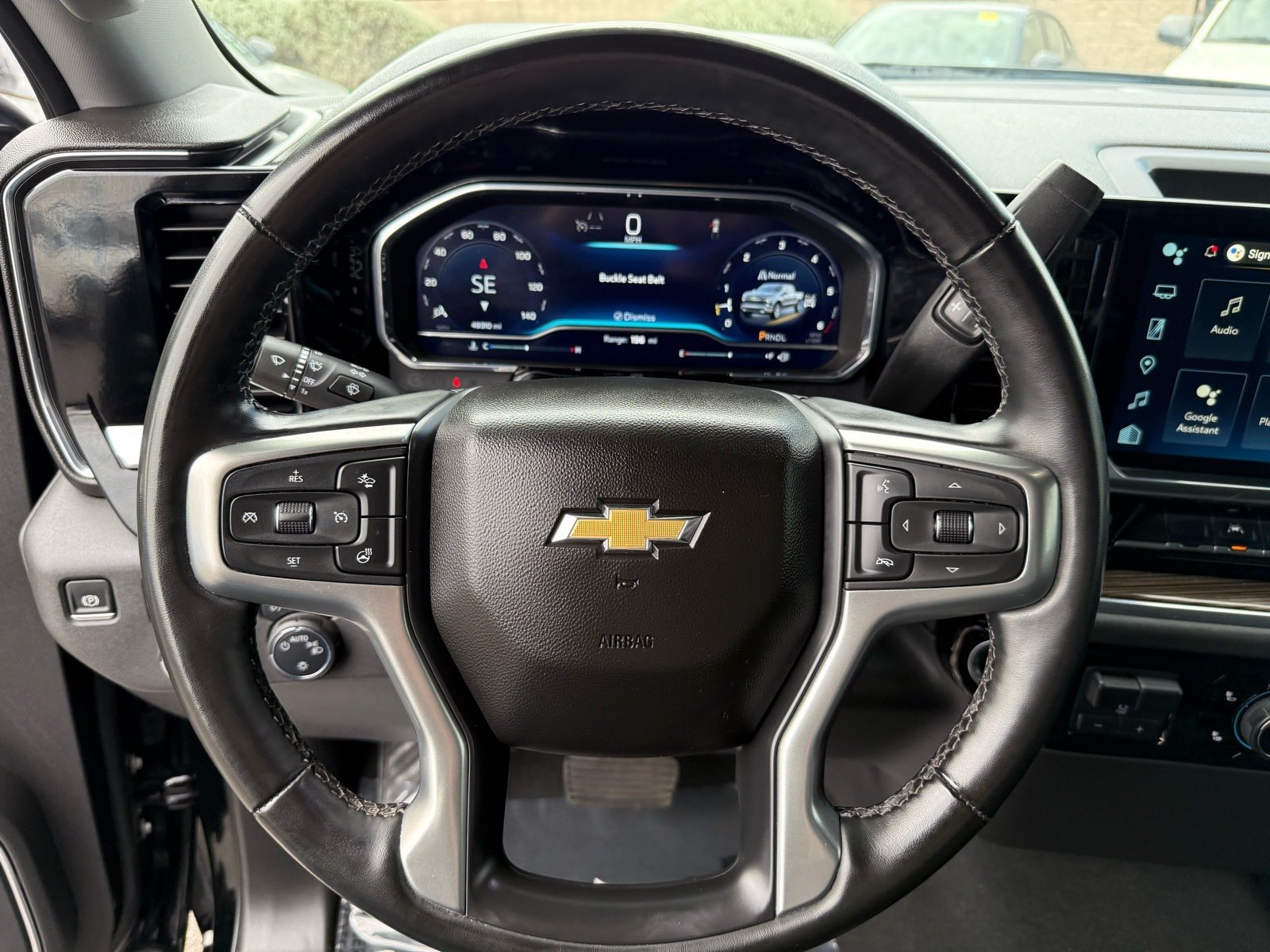 2025 Chevrolet Silverado 1500 LT — photo 15 thumbnail