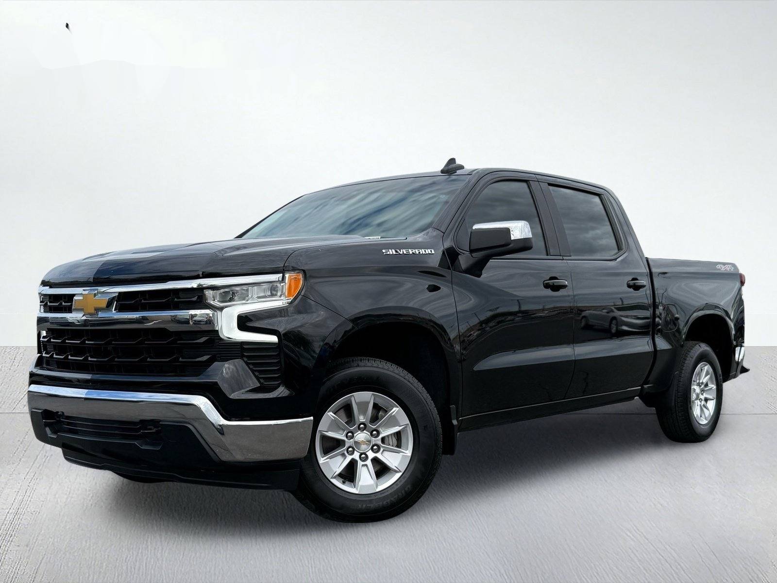 2025 Chevrolet Silverado 1500 LT — photo 2 thumbnail