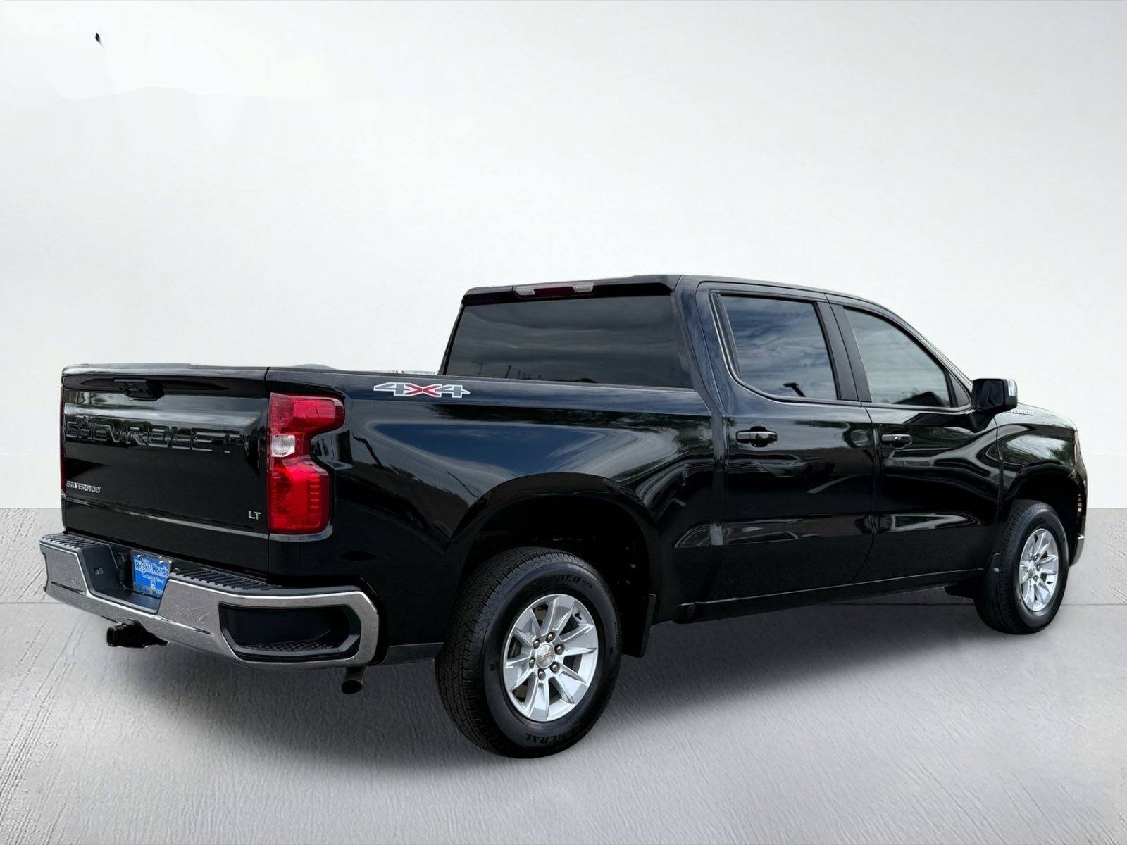 2025 Chevrolet Silverado 1500 LT — photo 7 thumbnail