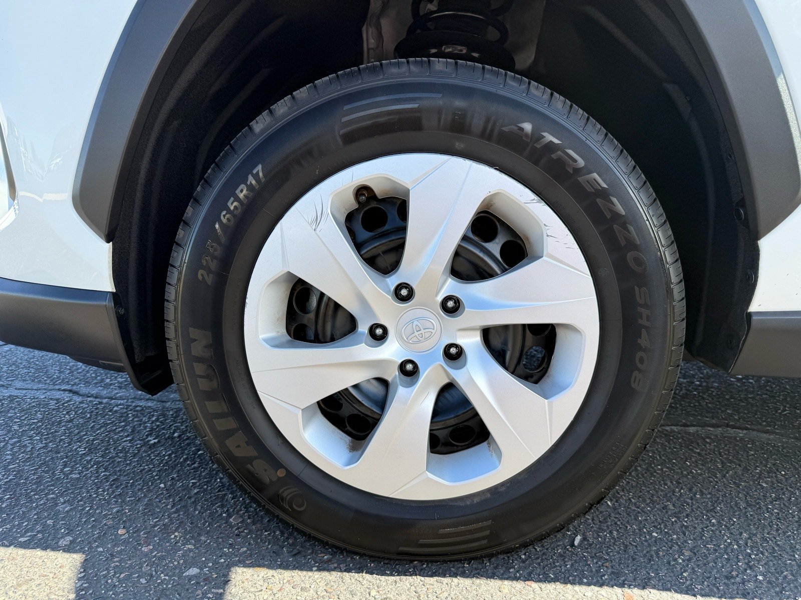 2025 Toyota RAV4 LE — photo 10 thumbnail