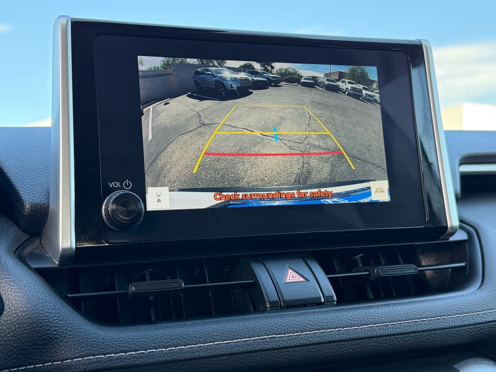 2025 Toyota RAV4 LE — photo 21 thumbnail