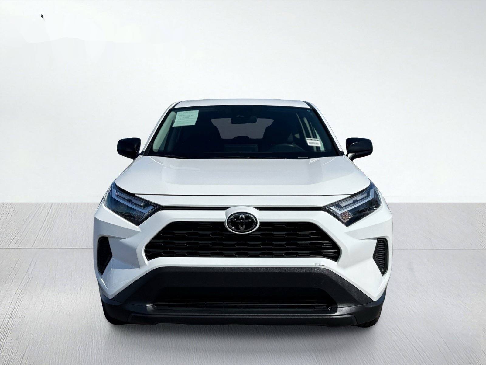 2025 Toyota RAV4 LE — photo 5 thumbnail