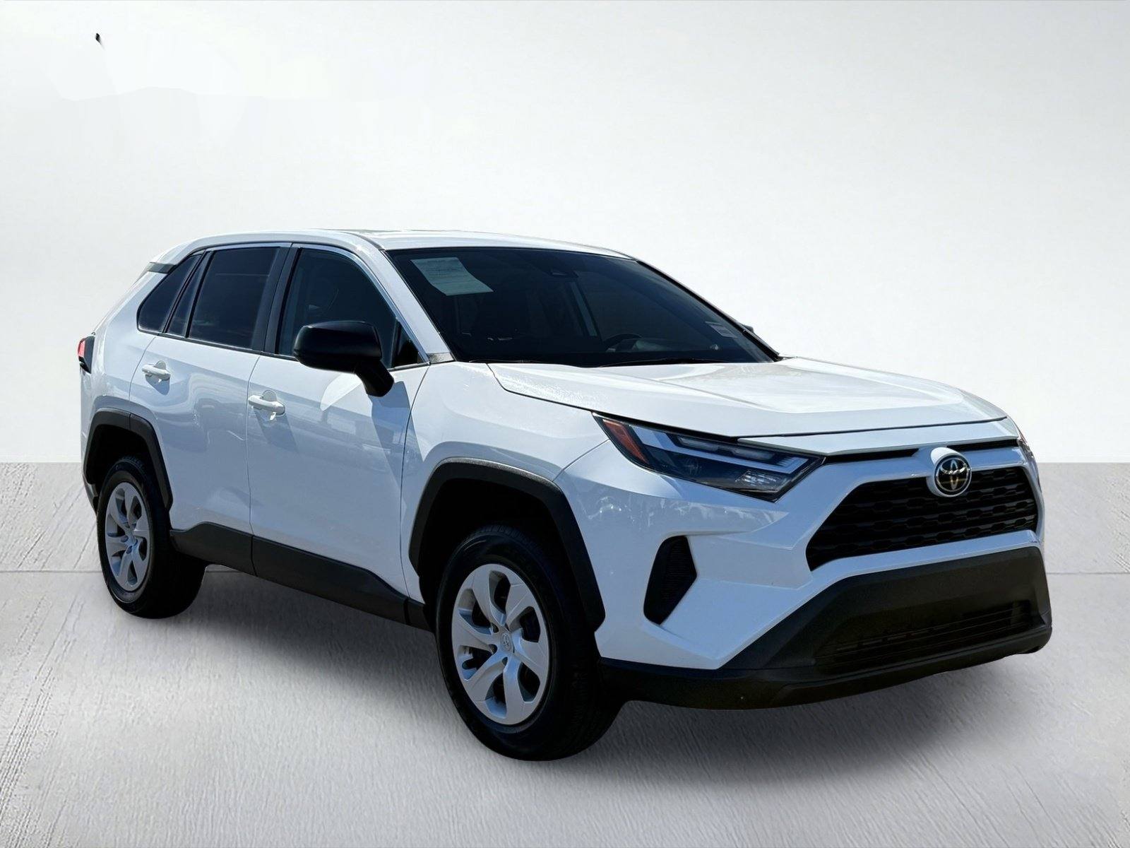 2025 Toyota RAV4 LE — photo 9 thumbnail