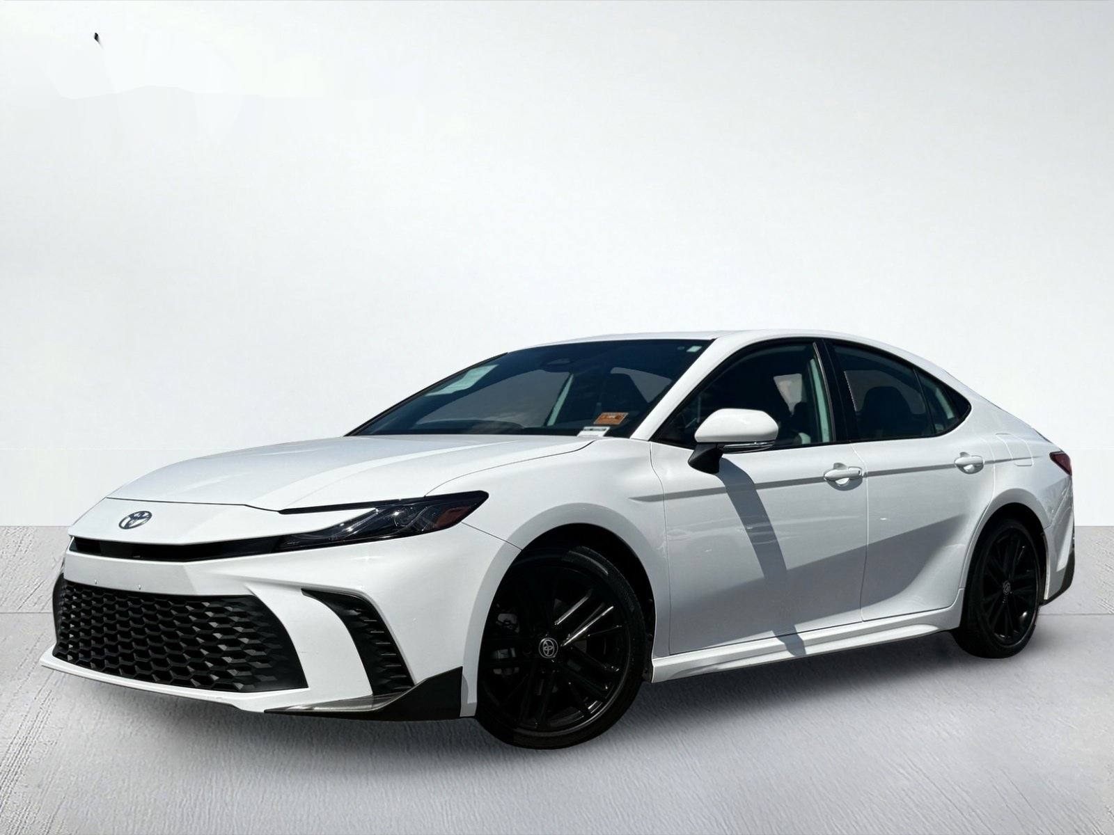 2026 Toyota Camry SE — photo 2 thumbnail
