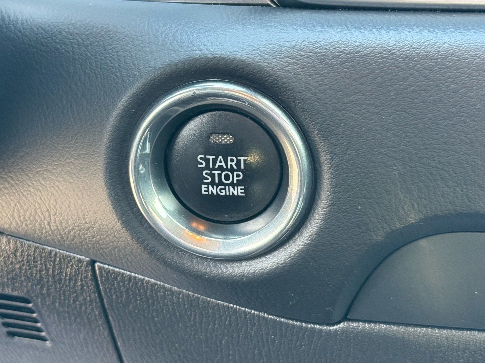 2025 Mazda CX-5 2.5 S Preferred Package — photo 25 thumbnail