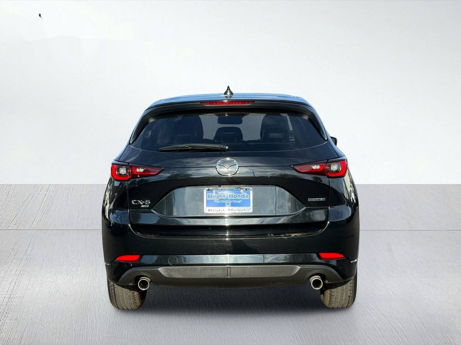 2025 Mazda CX-5 2.5 S Preferred Package — photo 6 thumbnail