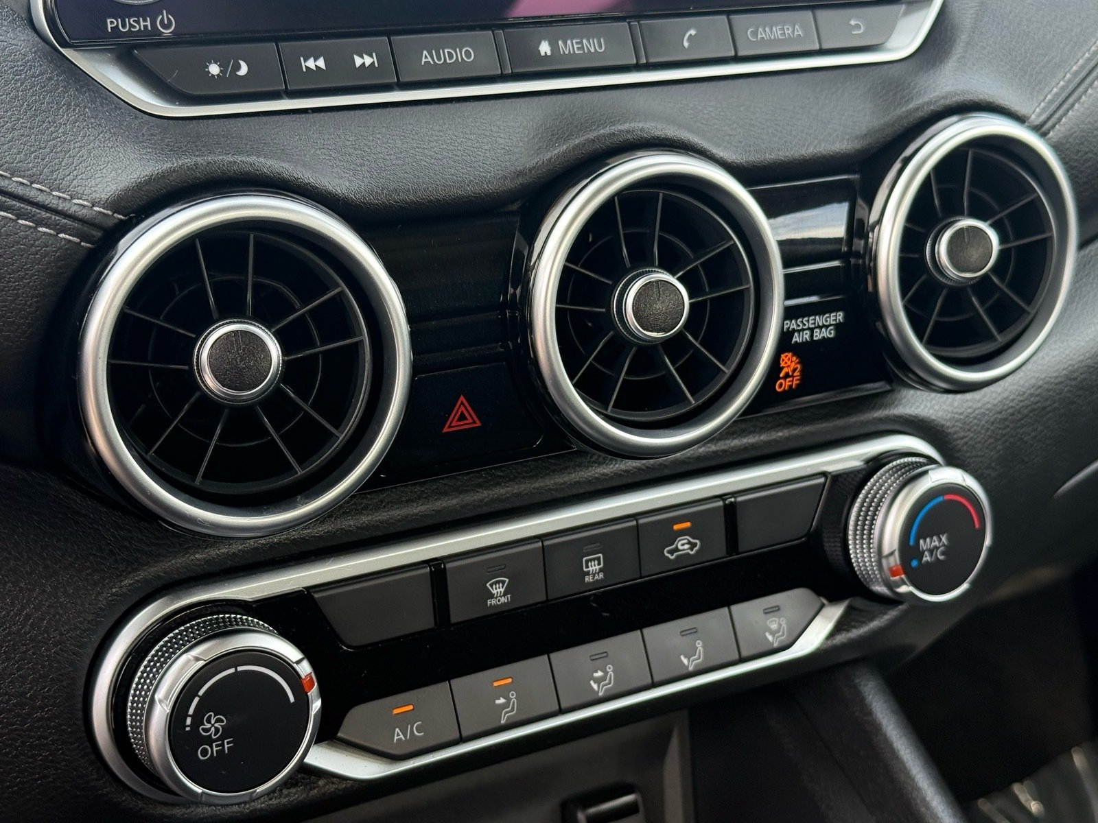 2025 Nissan Sentra SV — photo 22 thumbnail