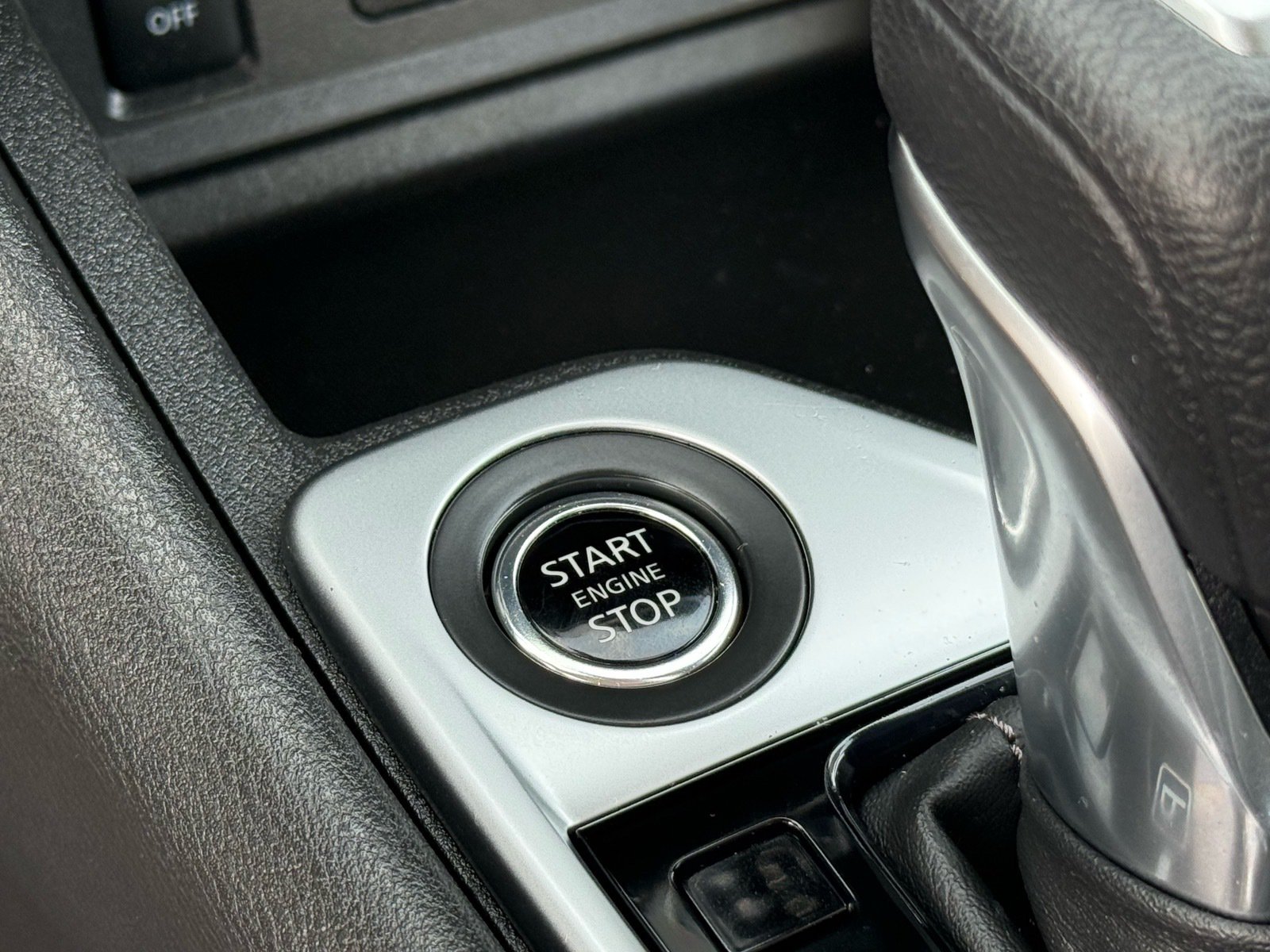 2025 Nissan Sentra SV — photo 25 thumbnail