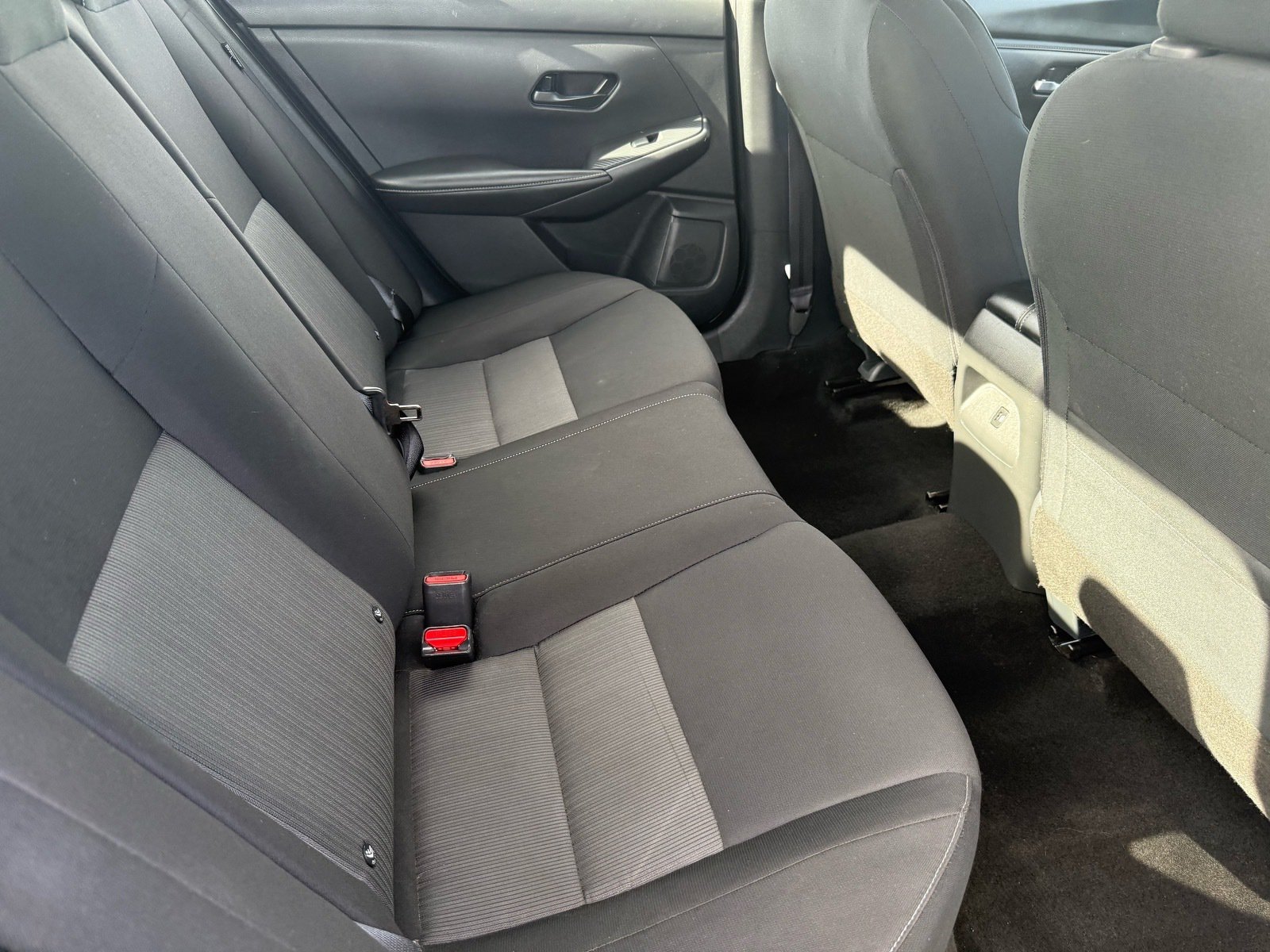 2025 Nissan Sentra SV — photo 28 thumbnail