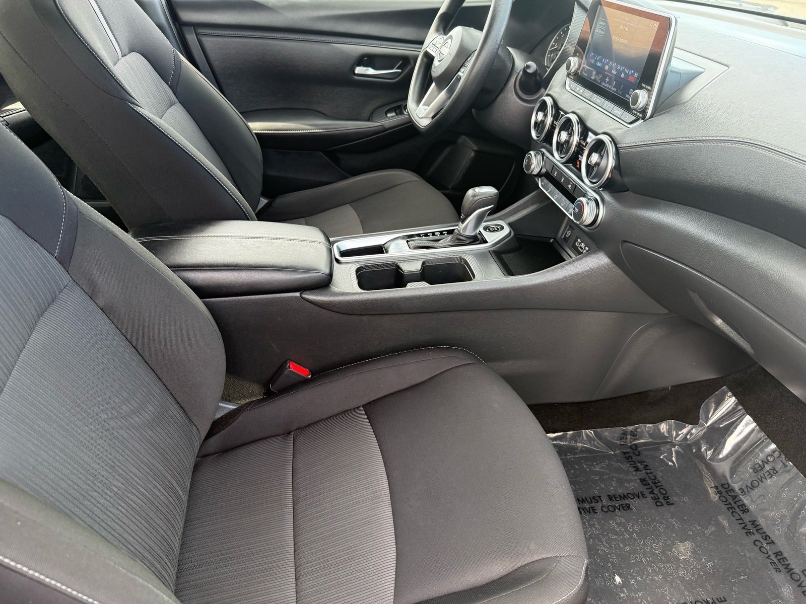 2025 Nissan Sentra SV — photo 30 thumbnail