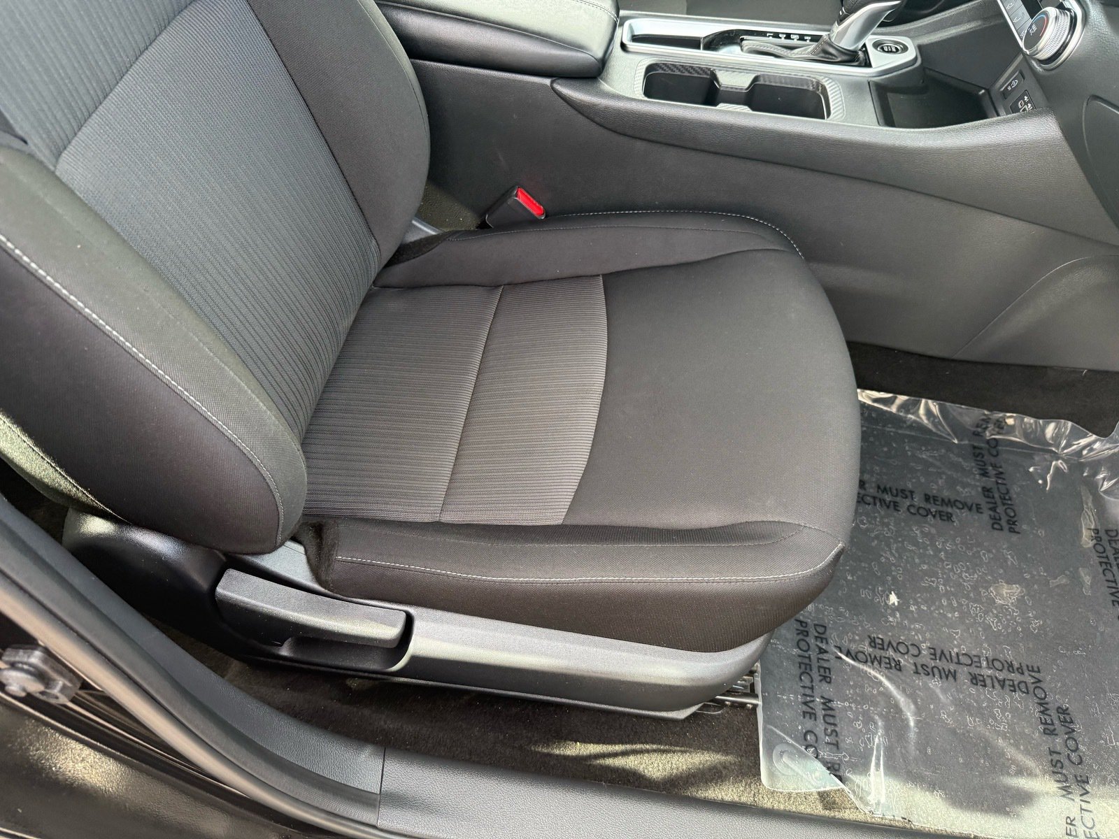 2025 Nissan Sentra SV — photo 31 thumbnail