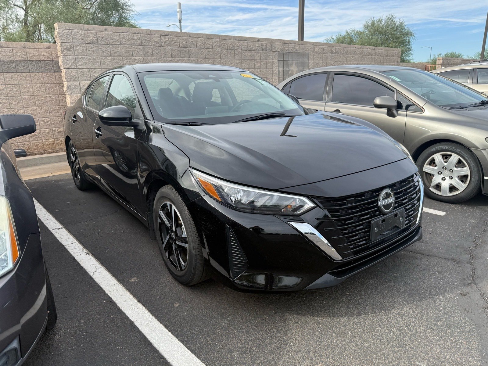 2025 Nissan Sentra SV — photo 4 thumbnail