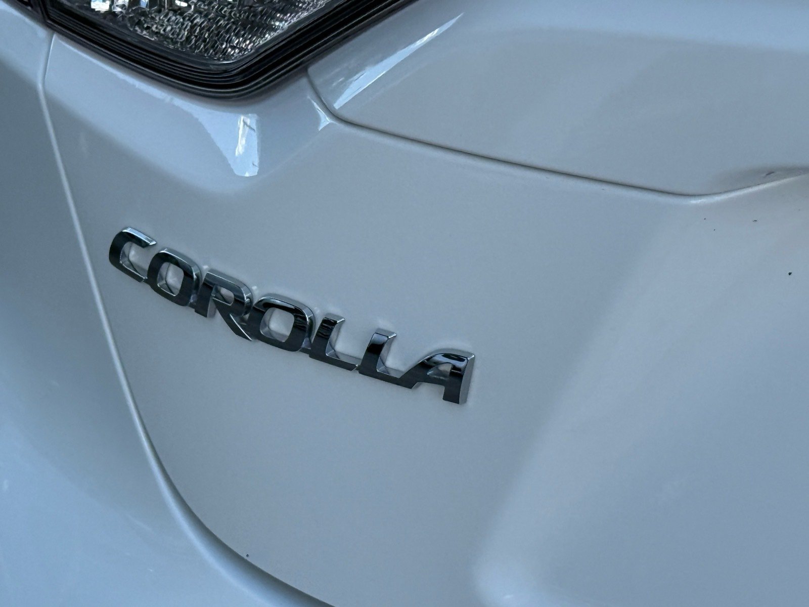 2026 Toyota Corolla LE — photo 12 thumbnail