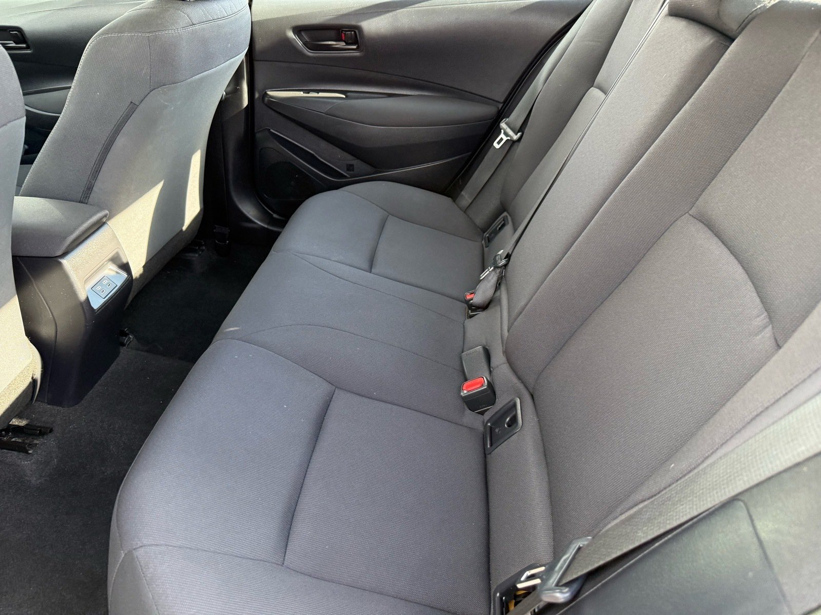 2024 Toyota Corolla LE — photo 25 thumbnail