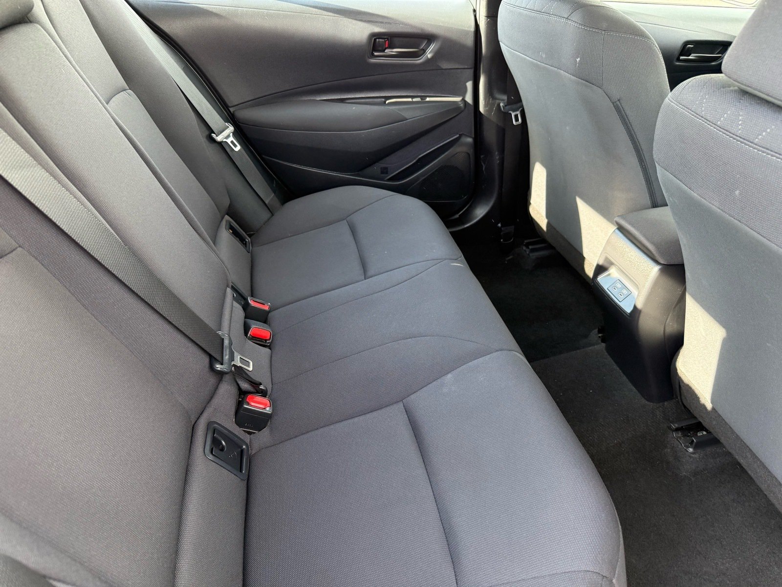 2024 Toyota Corolla LE — photo 27 thumbnail