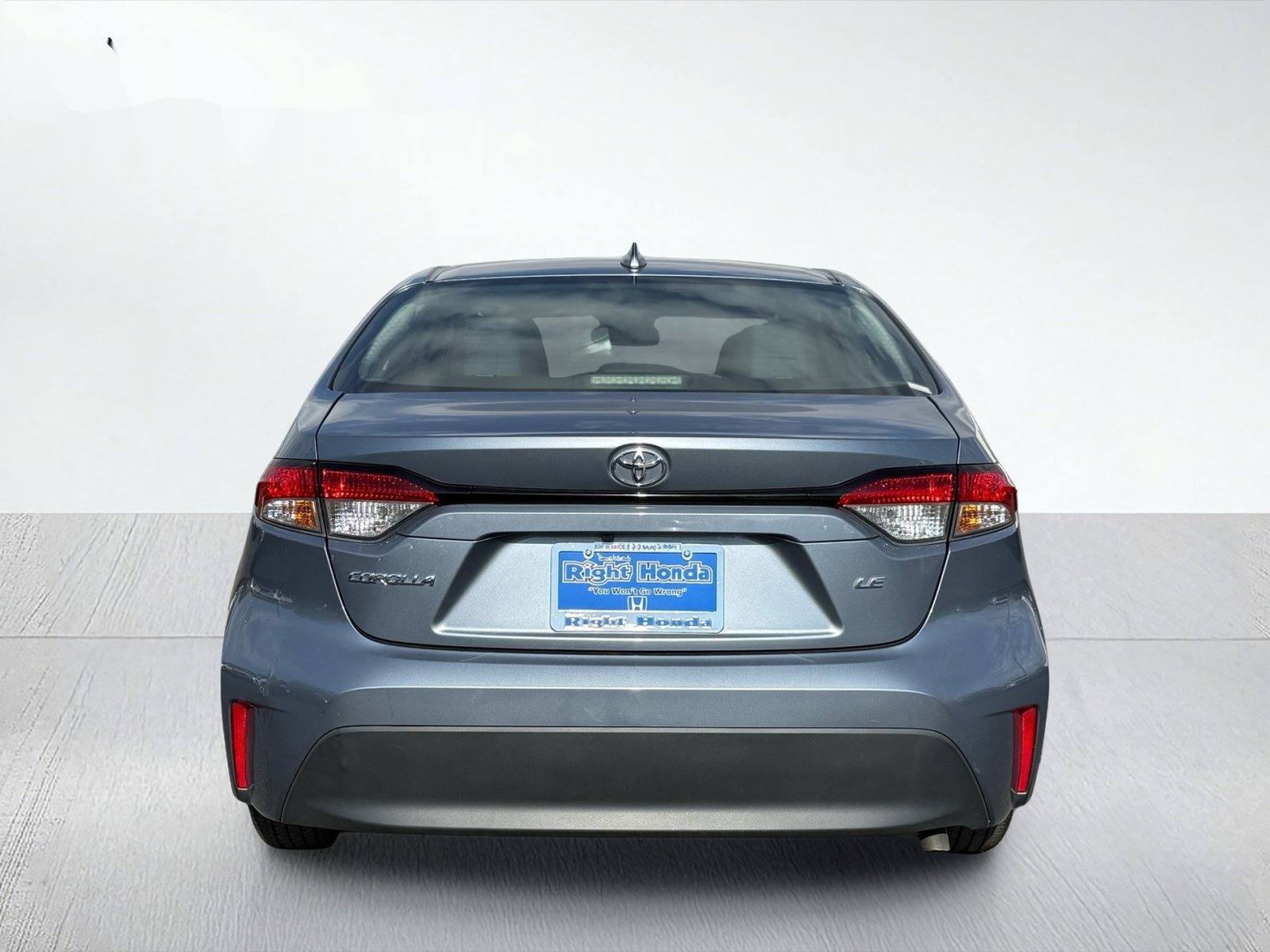 2024 Toyota Corolla LE — photo 6 thumbnail