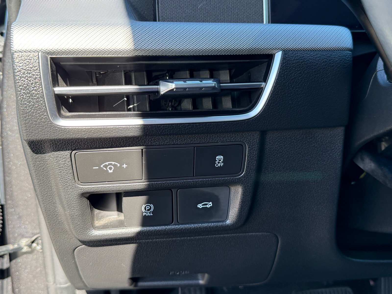 2025 Hyundai Sonata SEL — photo 14 thumbnail
