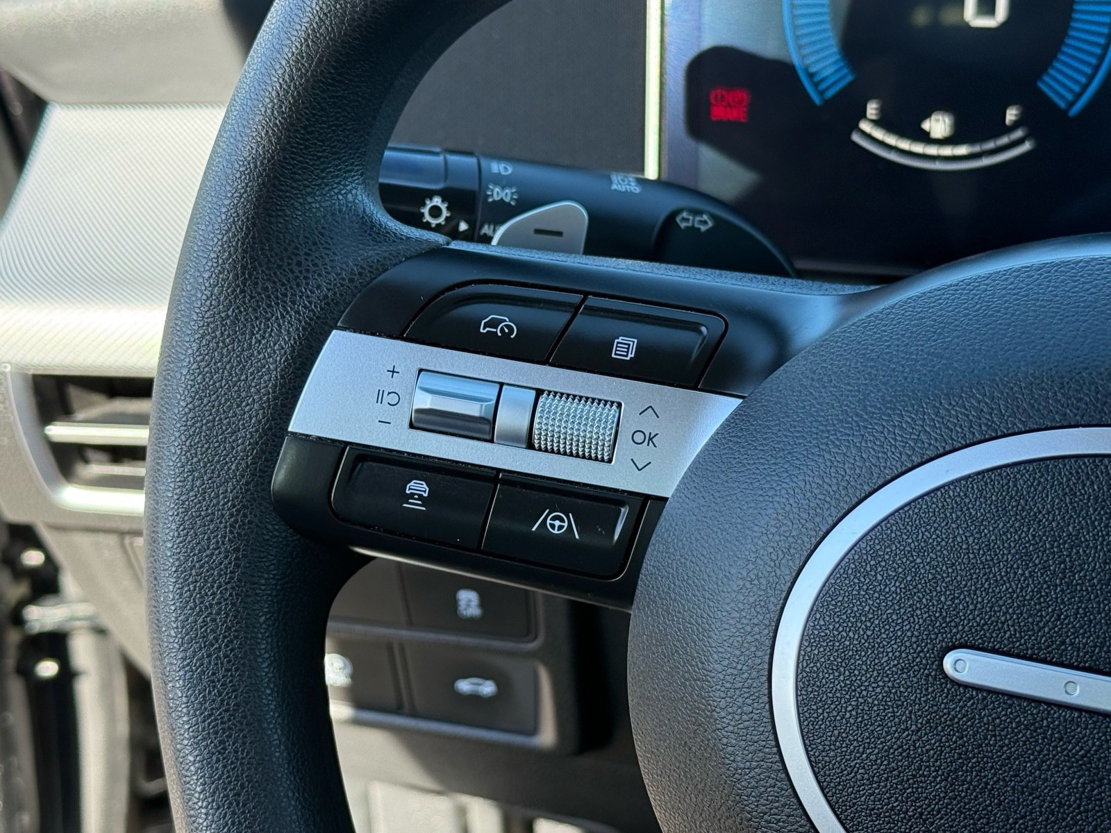 2025 Hyundai Sonata SEL — photo 16 thumbnail